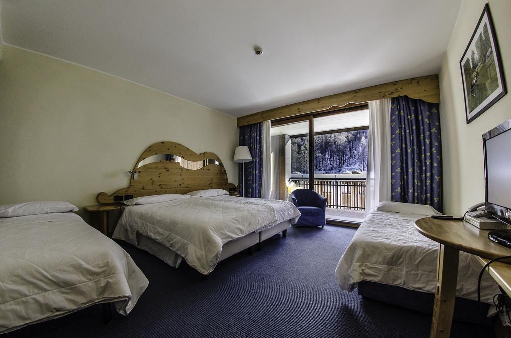 Hotel Rivè - Complesso Turistico Campo Smith Bardonecchia Esterno foto