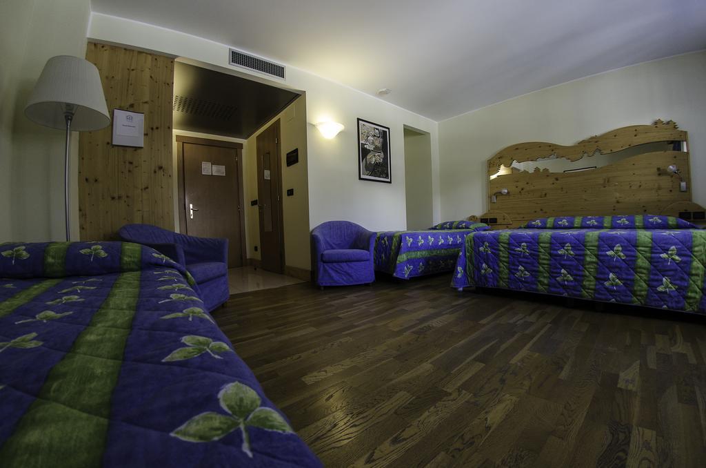 Hotel Rivè - Complesso Turistico Campo Smith Bardonecchia Esterno foto