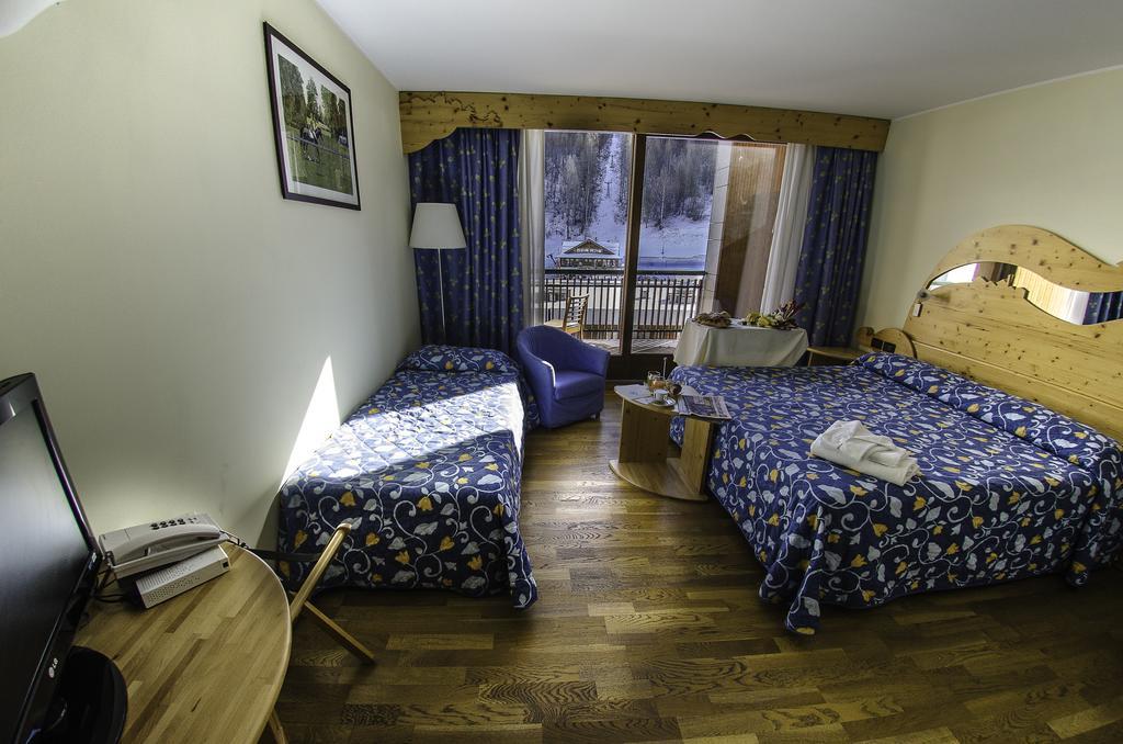 Hotel Rivè - Complesso Turistico Campo Smith Bardonecchia Esterno foto